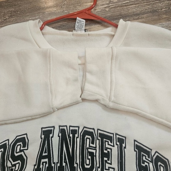 Rue 21 Women’s 3X Los Angeles‎ sweatshirt off-white sweater - Picture 7 of 8